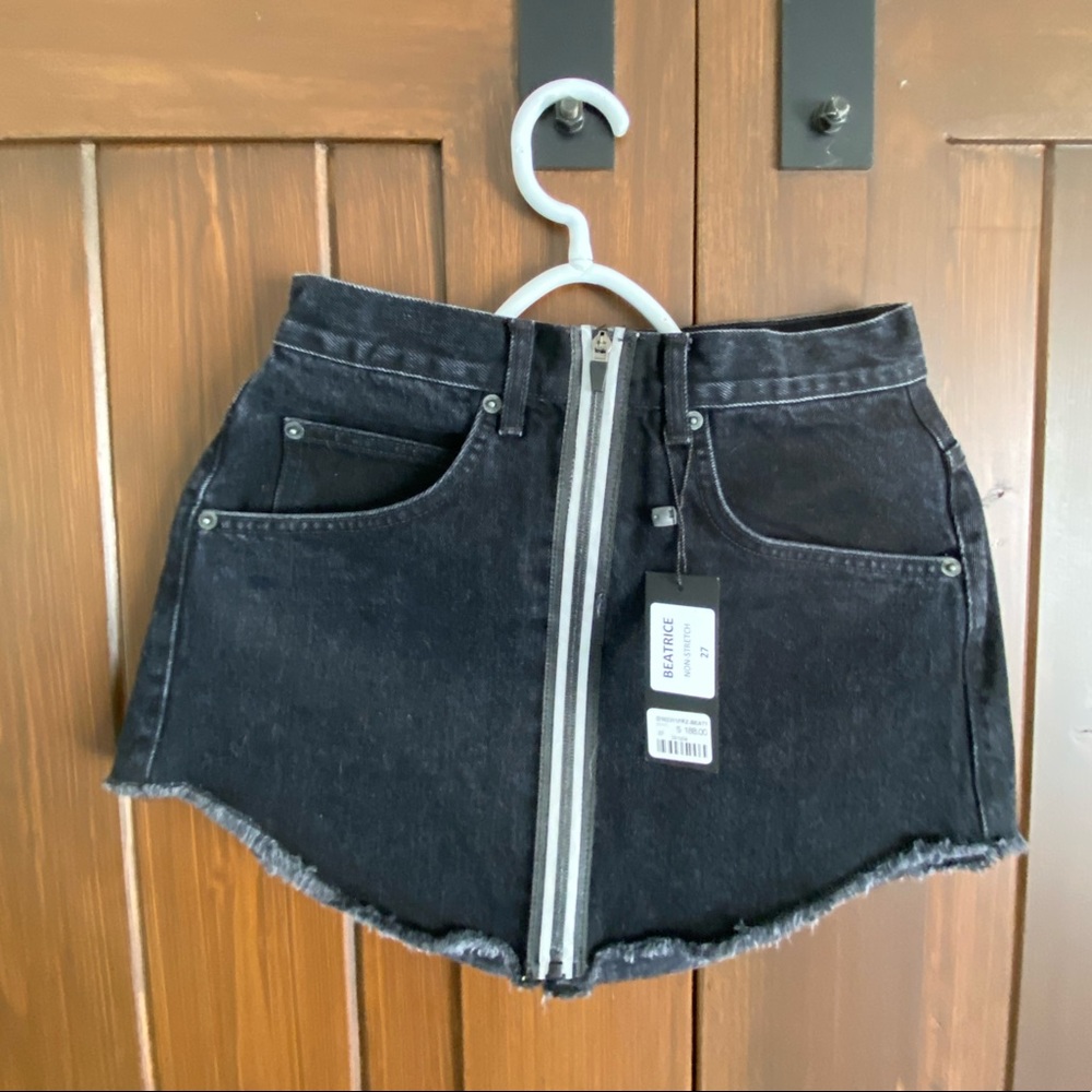 NWT Carmar denim skirt